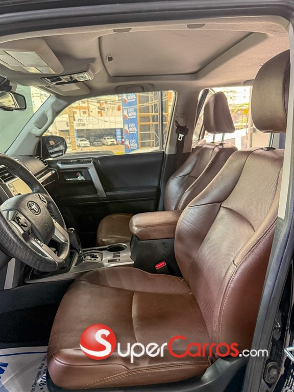 2021 Toyota 4 Runner Limited — foto 11 / 12