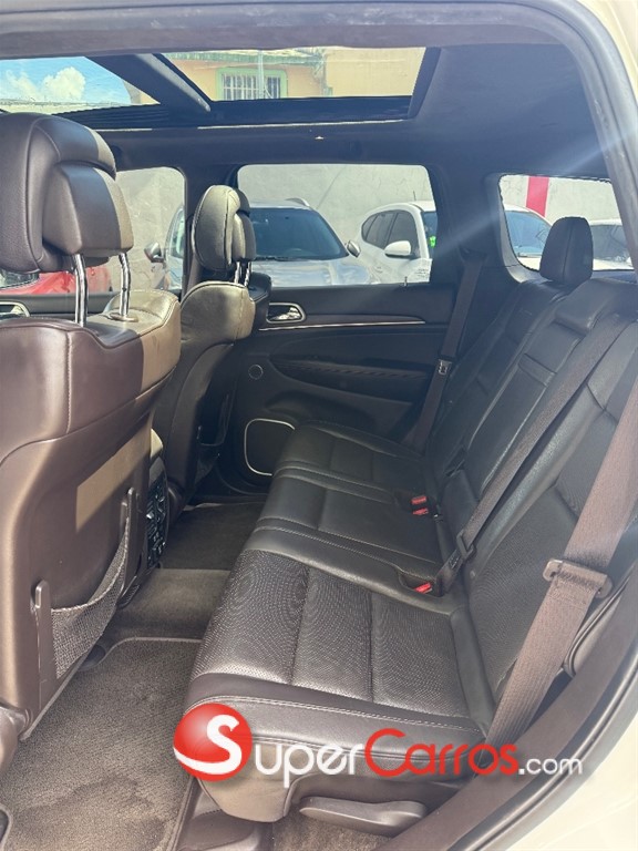 2018 Jeep Grand Cherokee SUMMIT — foto 9 / 11