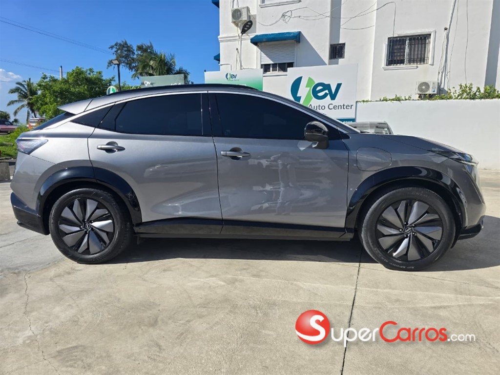 2023 Nissan ARIYA — foto 6 / 12