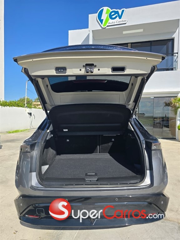 2023 Nissan ARIYA — foto 8 / 12