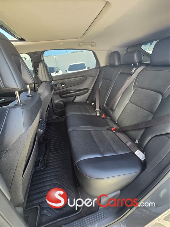 2023 Nissan ARIYA — foto 10 / 12