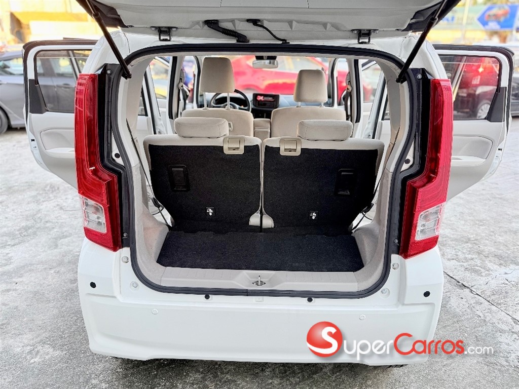 2019 Daihatsu Move — foto 11 / 12