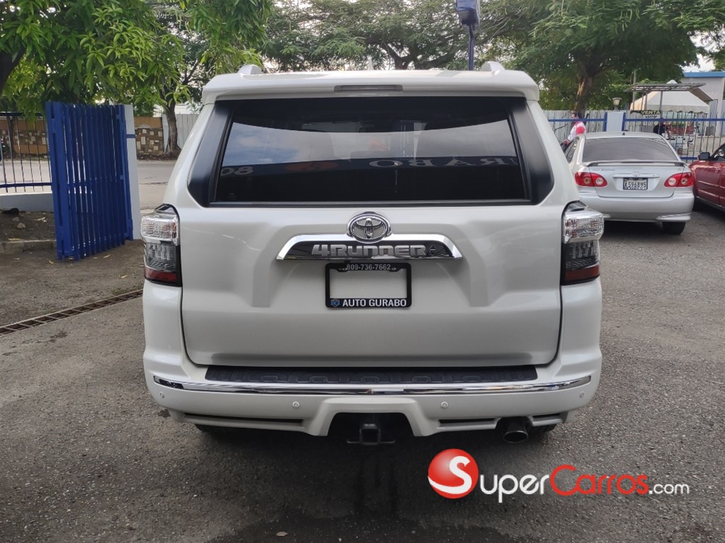 2021 Toyota 4 Runner Limited — foto 8 / 12