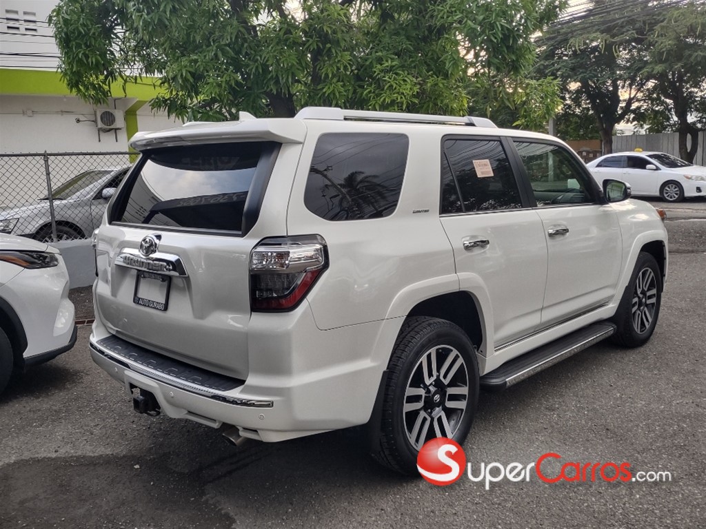 2021 Toyota 4 Runner Limited — foto 9 / 12