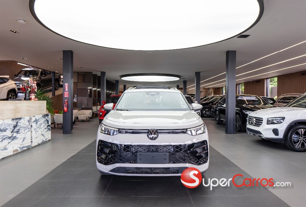 2026 Volkswagen Tiguan R Design — foto 2 / 10