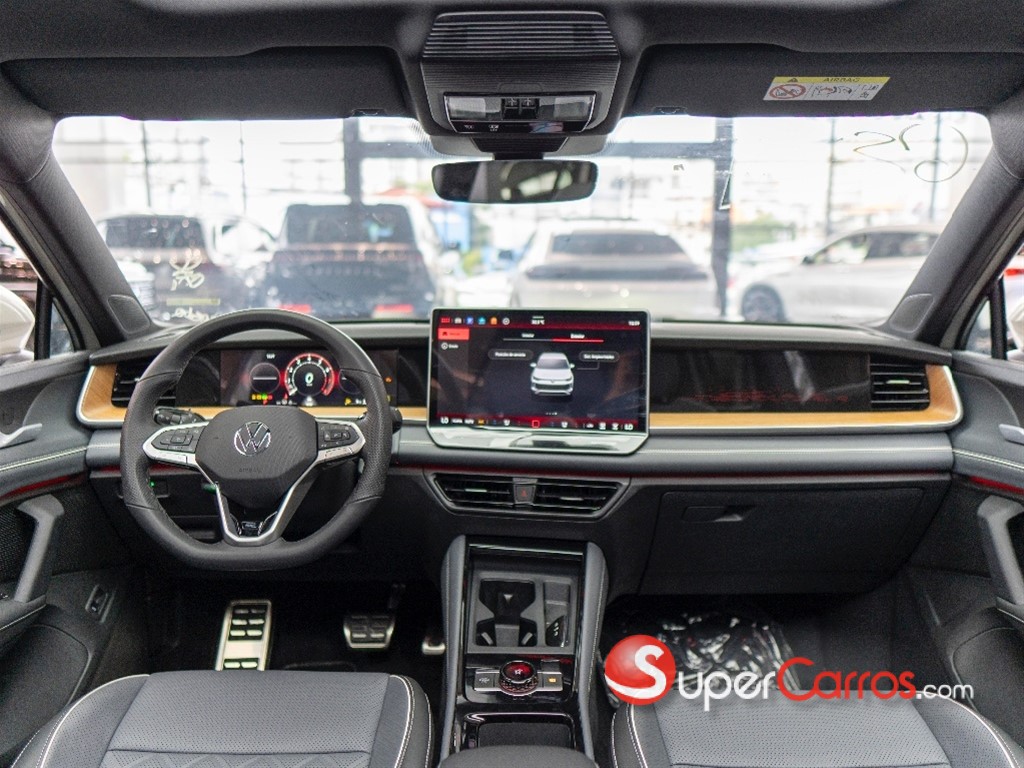 2026 Volkswagen Tiguan R Design — foto 4 / 10