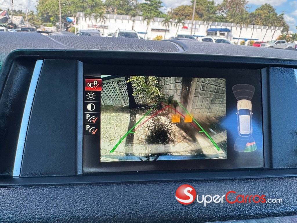 2014 BMW X 5 XDRIVE 30D — foto 10 / 12