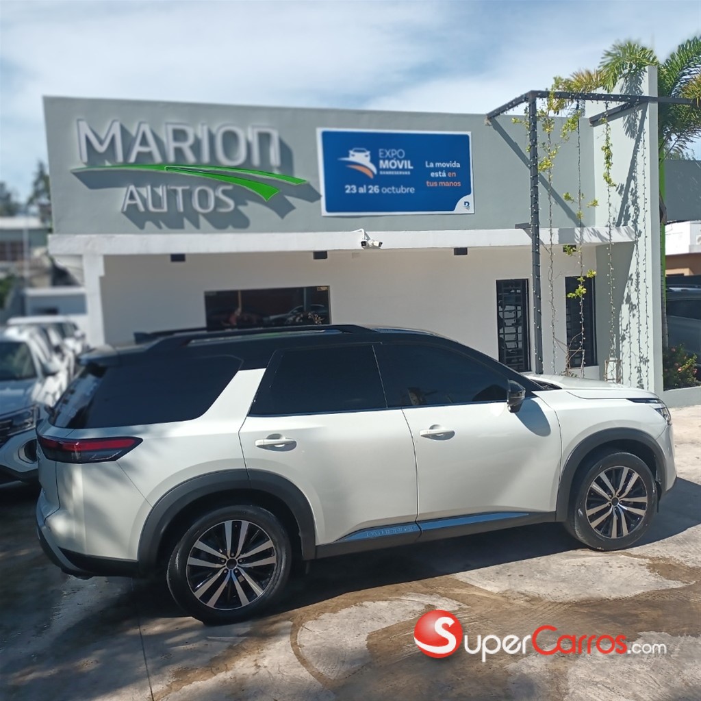 2023 Nissan Pathfinder Exclusive