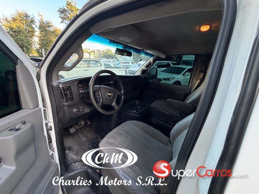 2018 Chevrolet Express — foto 5 / 9