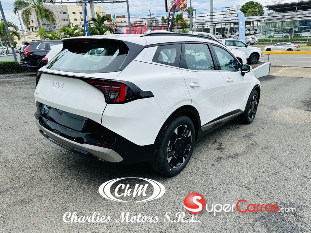 2027 Kia Sportage Luxury — foto 2 / 10