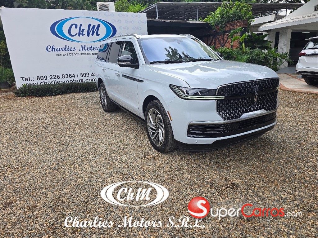 2026 Lincoln Navigator Reserve II — foto 2 / 12