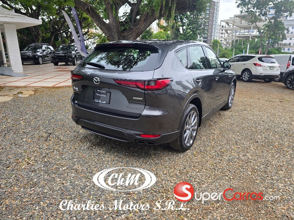 2027 Mazda CX-60 GT — foto 4 / 11