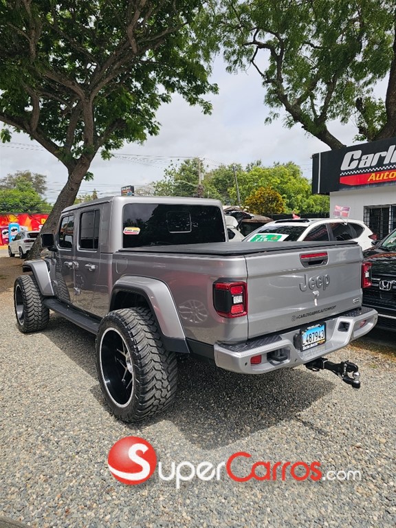 2021 Jeep Gladiator Overland — foto 9 / 12