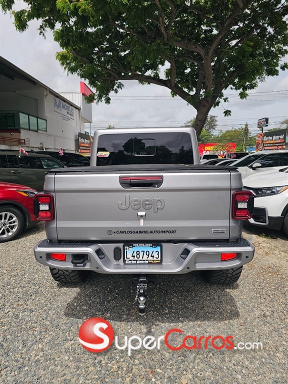 2021 Jeep Gladiator Overland — foto 11 / 12