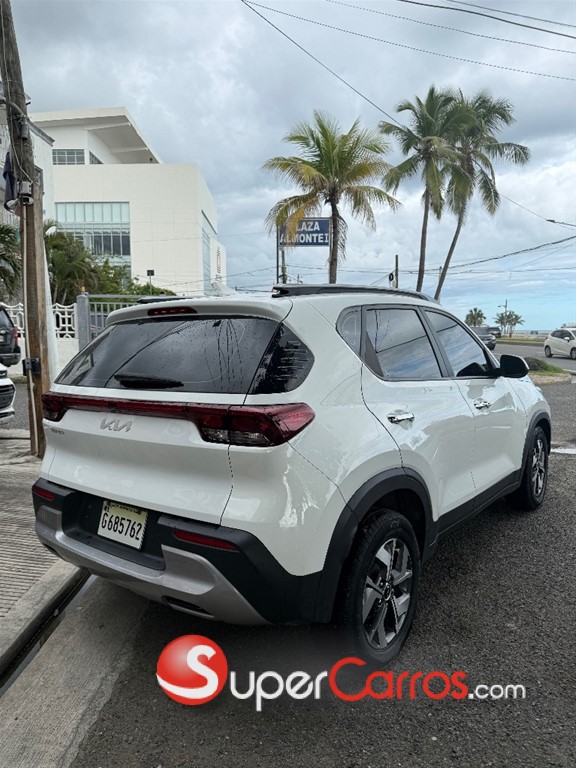 2024 Kia Sonet — foto 6 / 8