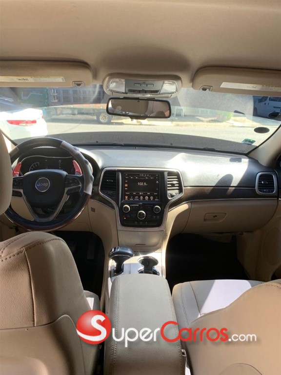 2015 Jeep Grand Cherokee Limited — foto 10 / 12