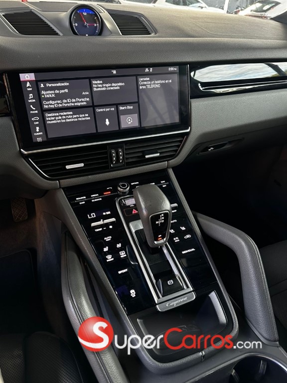 2019 Porsche Cayenne — foto 8 / 12