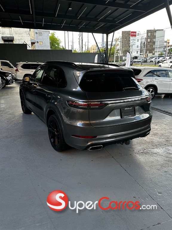 2019 Porsche Cayenne — foto 12 / 12
