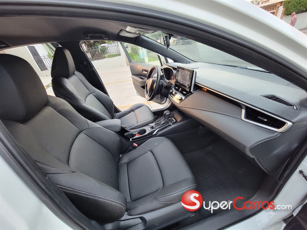 2021 Toyota Corolla SE — foto 4 / 9