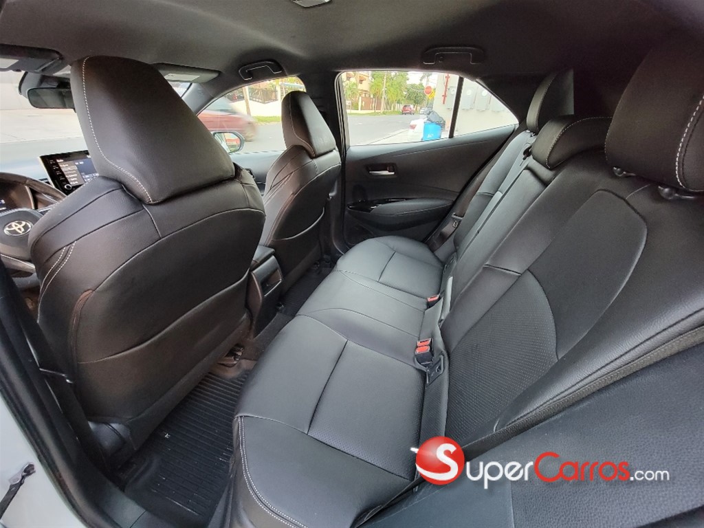 2021 Toyota Corolla SE — foto 5 / 9
