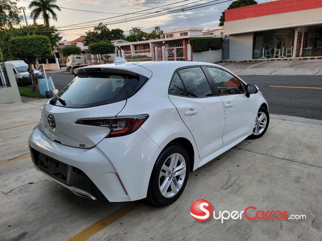 2021 Toyota Corolla SE — foto 8 / 9