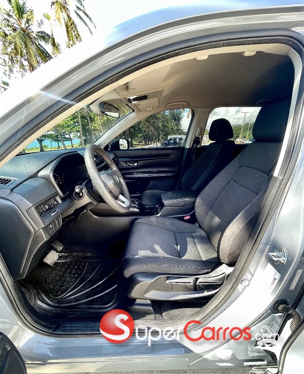2023 Honda CR-V LX — foto 8 / 12