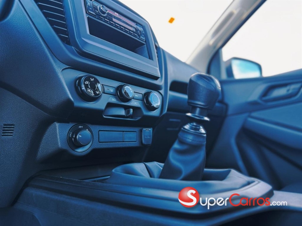 2026 Isuzu DMAX — foto 3 / 12