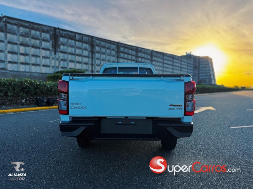 2026 Isuzu DMAX — foto 10 / 12
