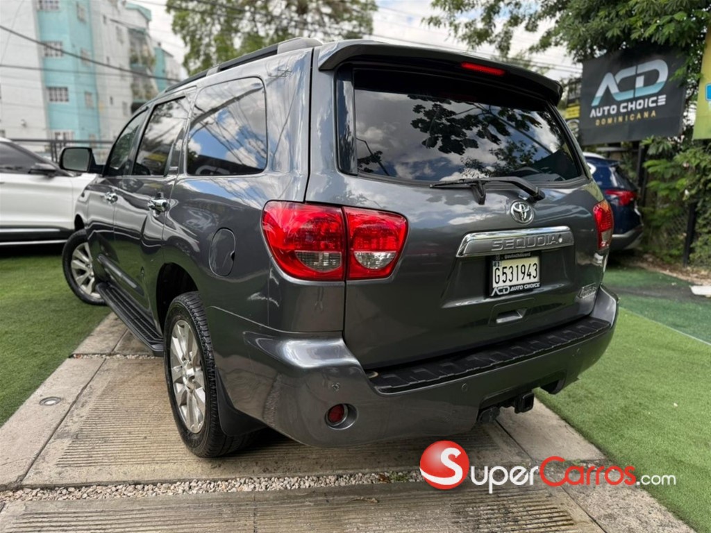 2011 Toyota Sequoia Limited — foto 2 / 12