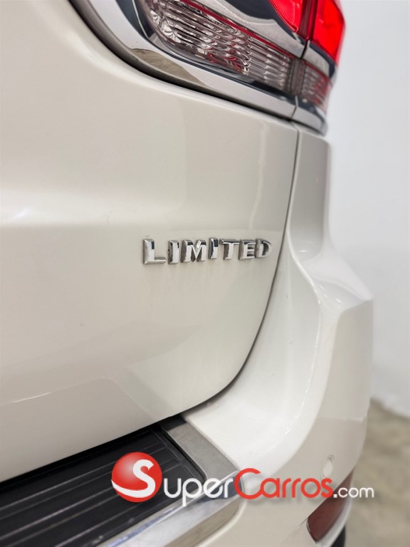 2019 Jeep Grand Cherokee Limited — foto 7 / 12