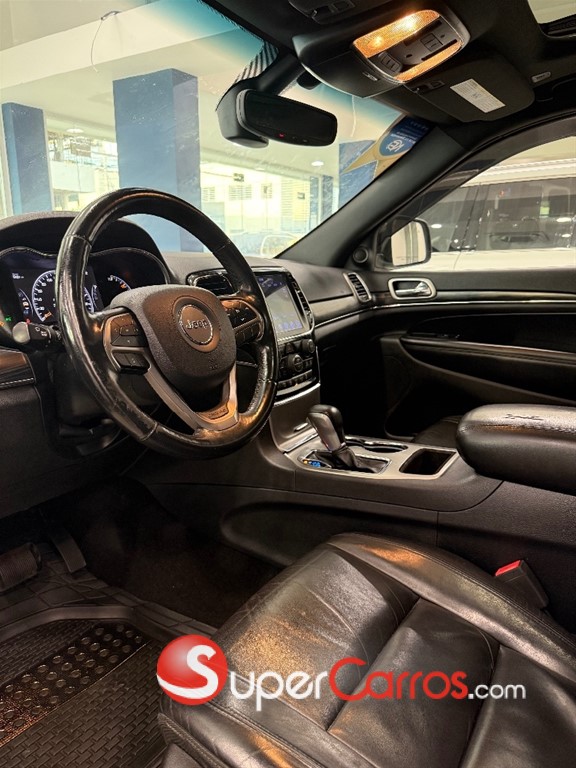 2019 Jeep Grand Cherokee Limited — foto 8 / 12