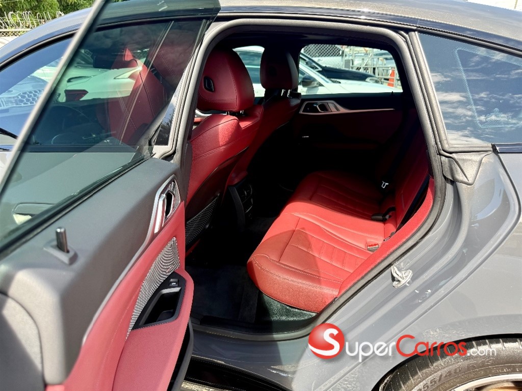 2023 BMW i4 M50 — foto 8 / 12