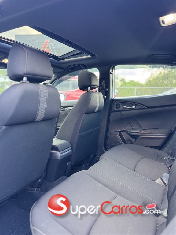2020 Honda Civic EX Hatchback Sport — foto 8 / 9