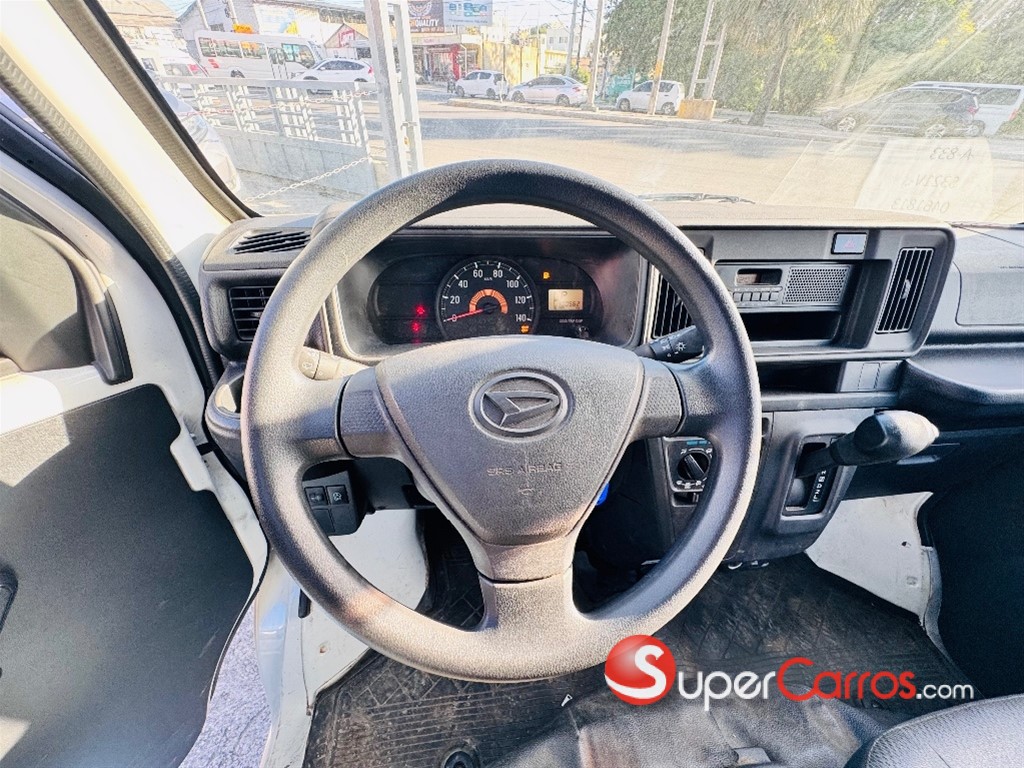 2020 Daihatsu Hijet Minivan — foto 6 / 10