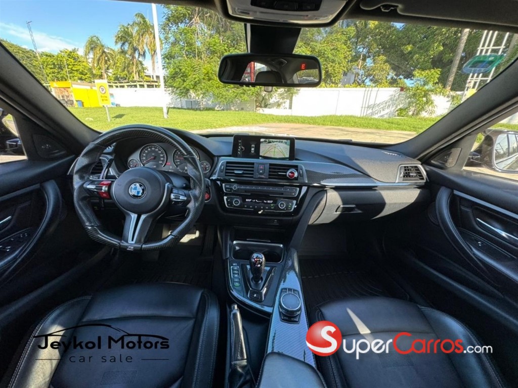2017 BMW M 3 Competition Package — foto 6 / 12