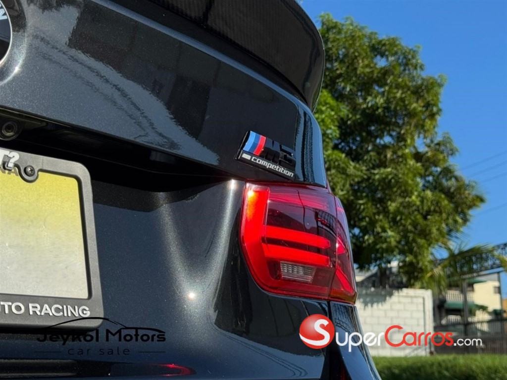 2017 BMW M 3 Competition Package — foto 7 / 12