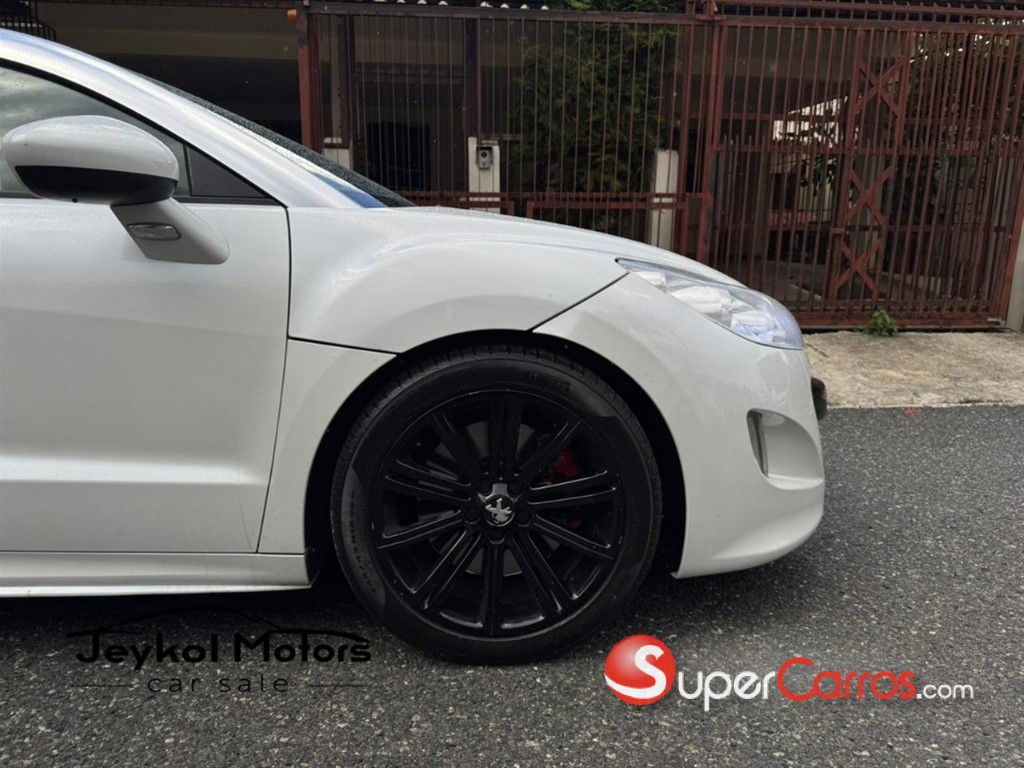 2011 Peugeot RCZ — foto 6 / 11