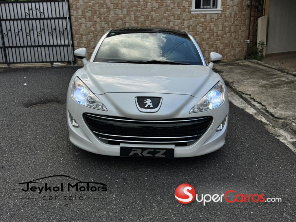 2011 Peugeot RCZ — foto 9 / 11