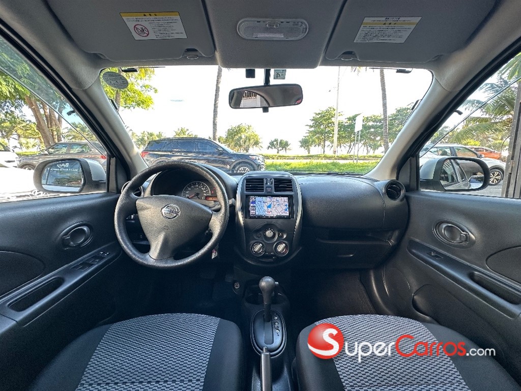 2020 Nissan March — foto 10 / 12