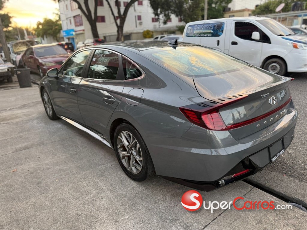 2022 Hyundai Sonata SEL — foto 5 / 10