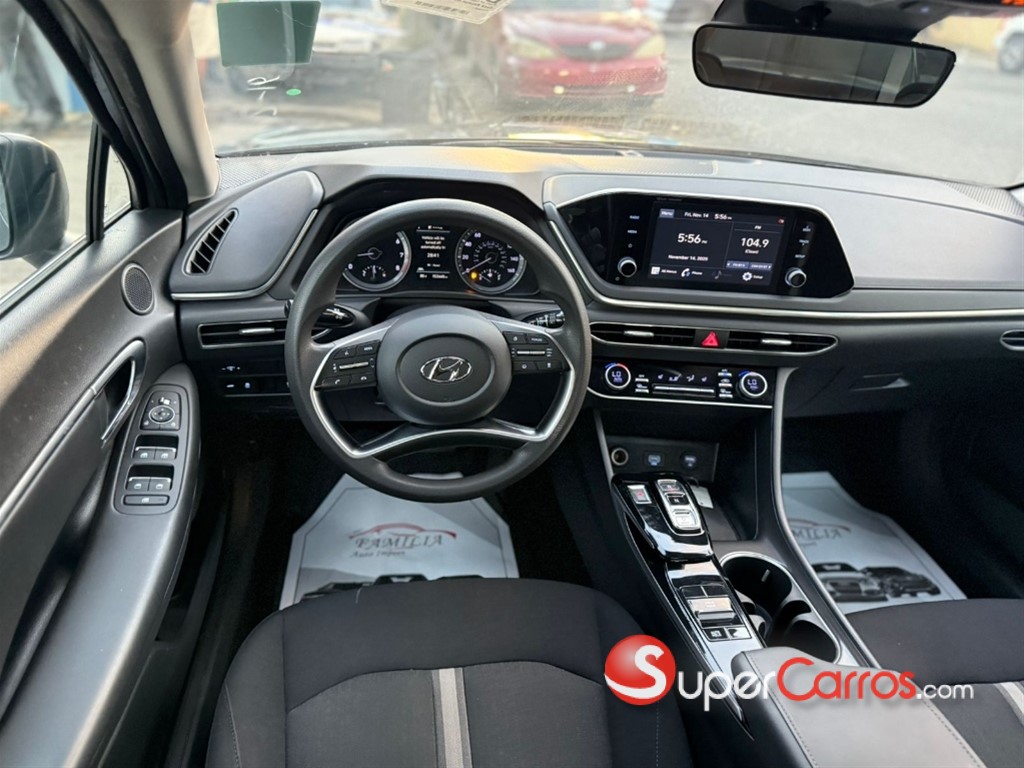 2022 Hyundai Sonata SEL — foto 8 / 10
