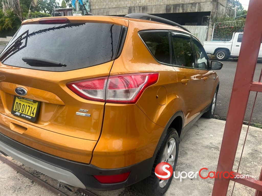 2016 Ford Escape — foto 3 / 8