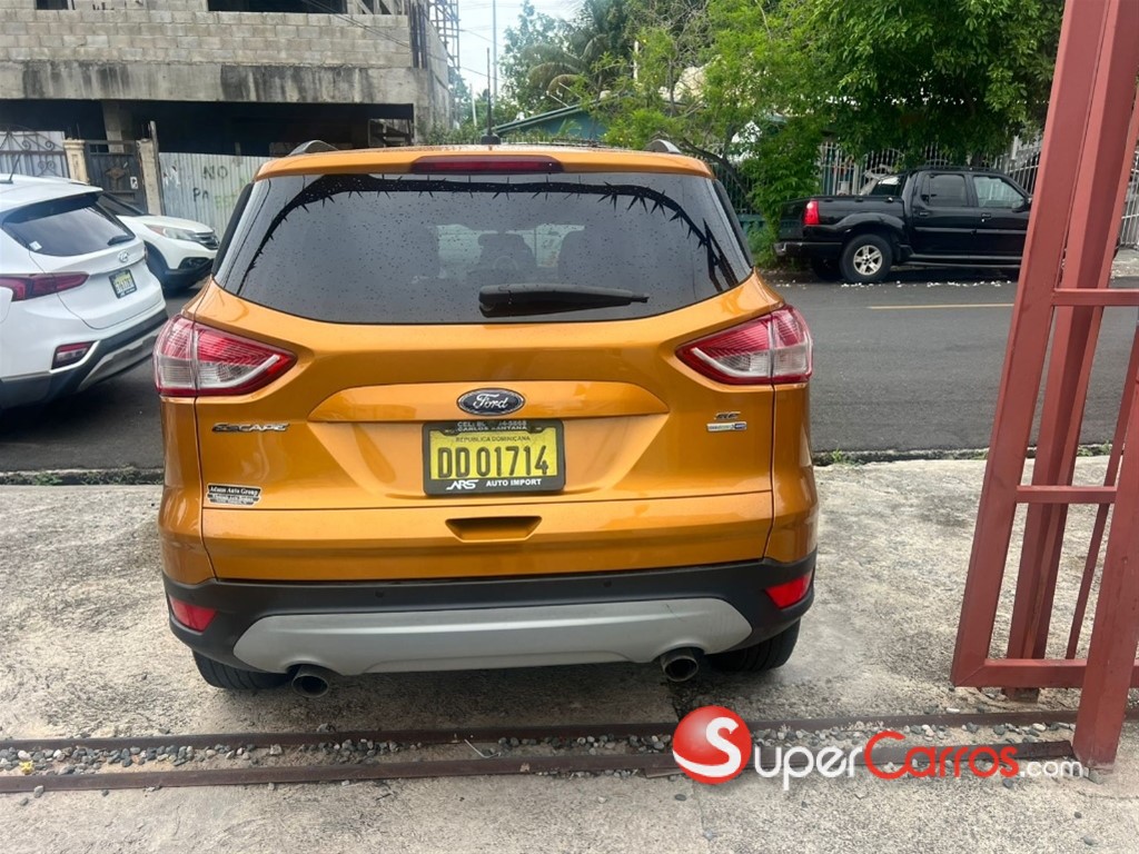 2016 Ford Escape — foto 7 / 8