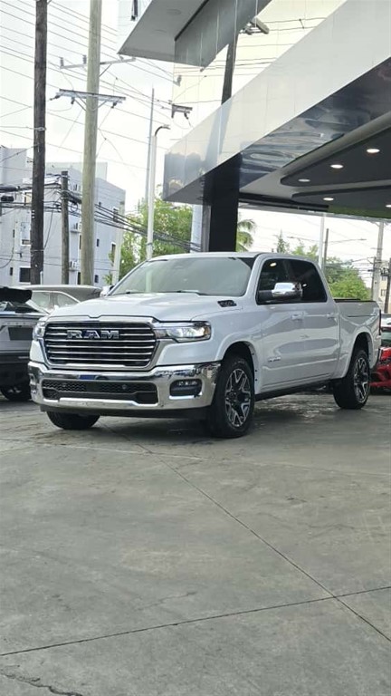 2025 Ram 1500 Laramie Crew Cab