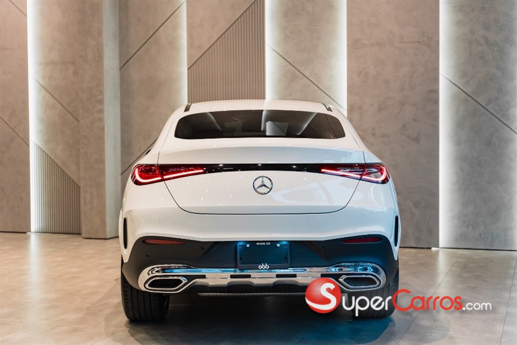 2025 Mercedes-Benz Clase GLC 200 Coupe — foto 5 / 12
