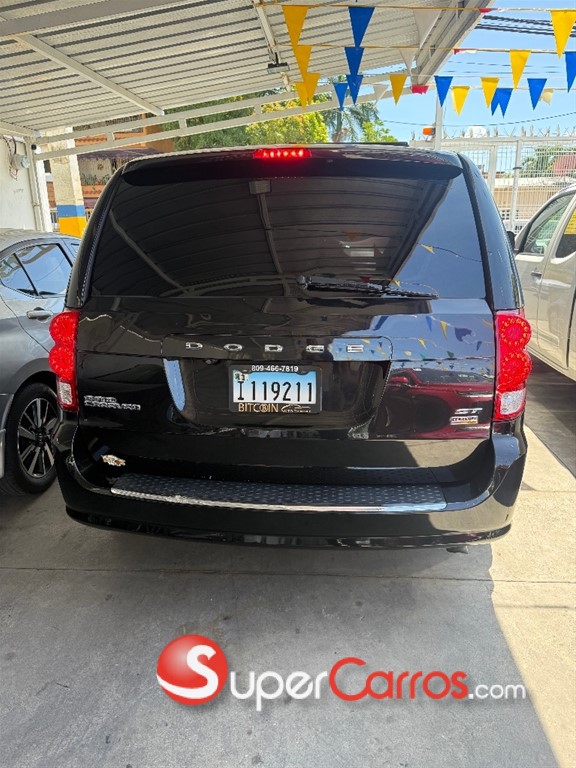 2018 Dodge Caravan GT — foto 3 / 5