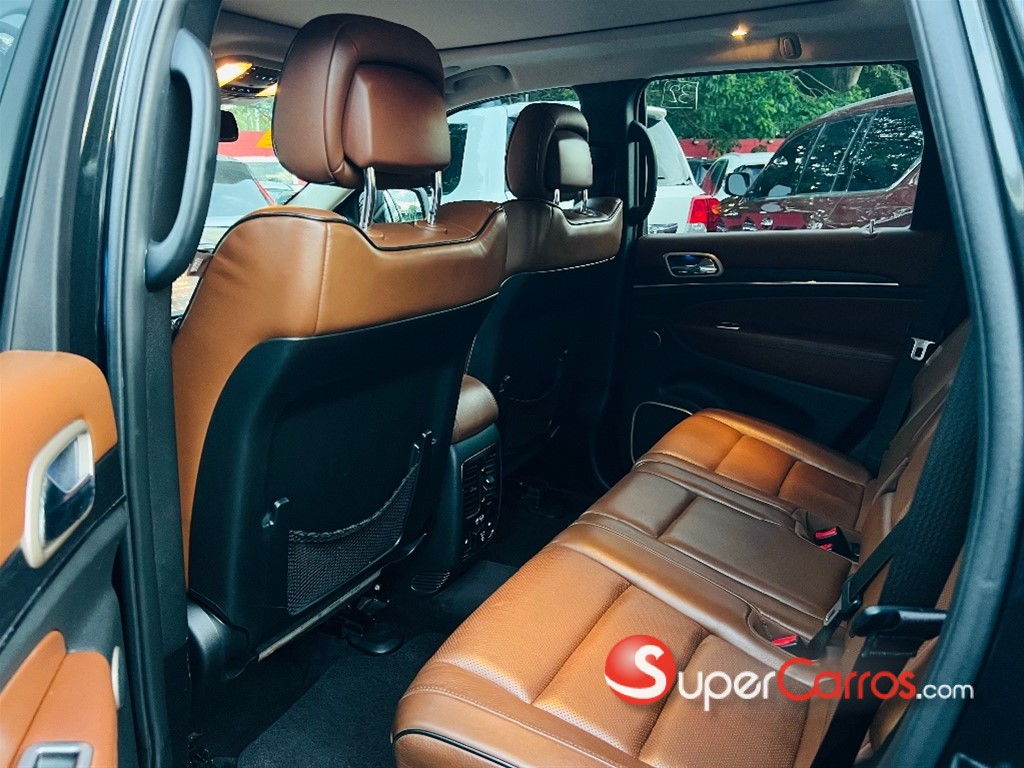 2016 Jeep Grand Cherokee SUMMIT — foto 10 / 12