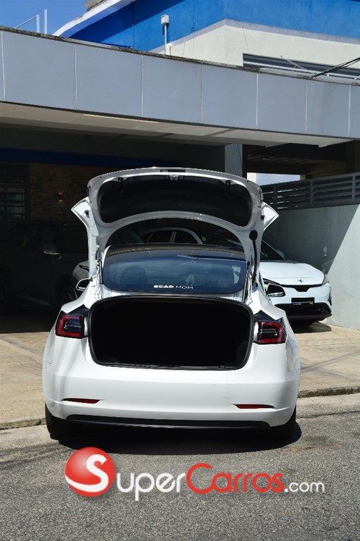 2020 Tesla Model 3 Standard Range Plus — foto 9 / 12