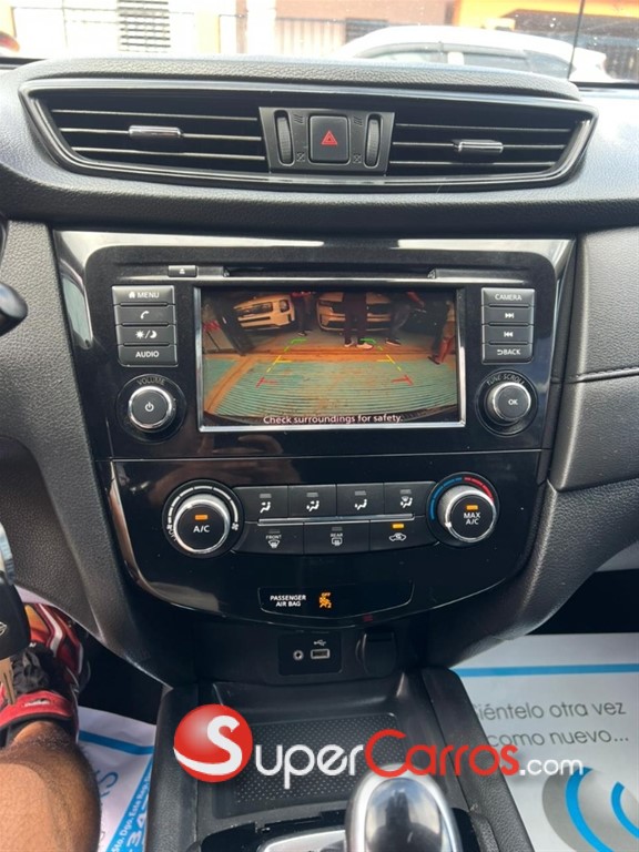 2020 Nissan Rogue S — foto 2 / 11