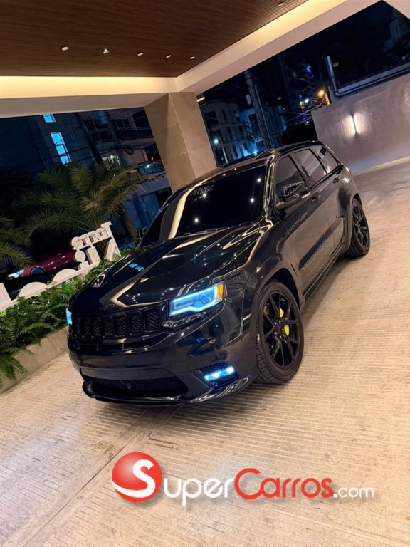 2016 Jeep Grand Cherokee SRT8